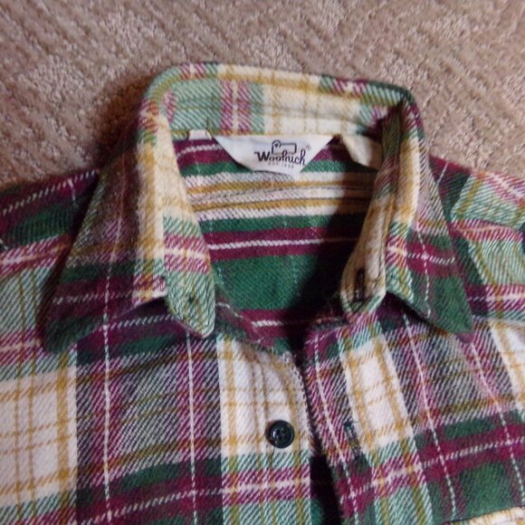 Men's Vintage Medium M Midweight Woolrich Plaid Shirt - Picture 3 of 8